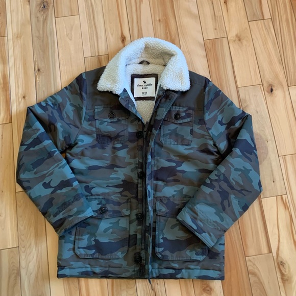 Abercrombie and Fitch Boys Fall Jacket - Picture 1 of 9